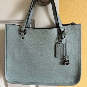 Coach Tyler Carryall 28 - C3460